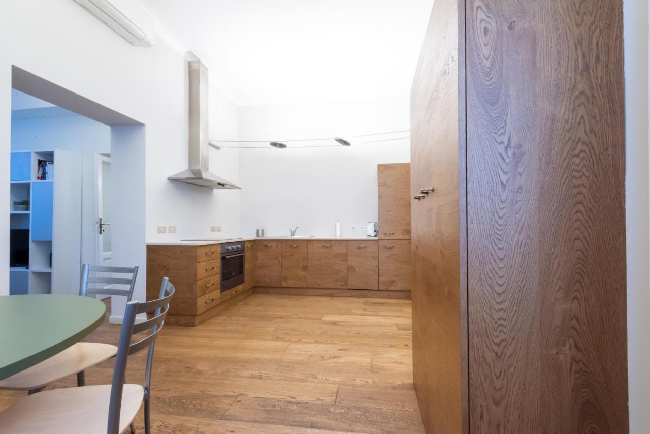 Appartement Porta Venezia Elegant Penthouse With Terrace à Milan Extérieur photo